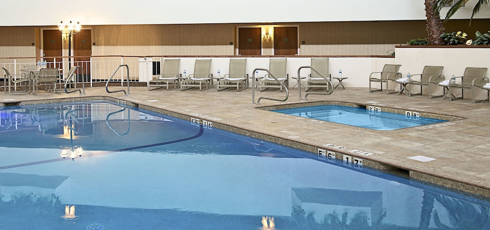 Sheraton Minneapolis West Hotel - photo 46