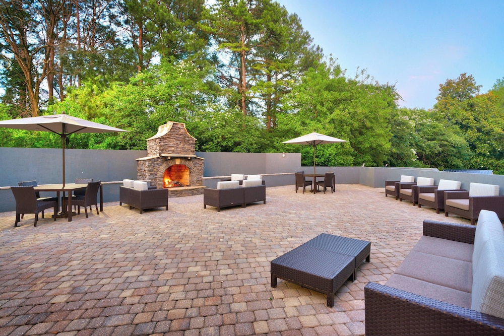 Courtyard by Marriott Charlotte Airport LoSo - photo 39