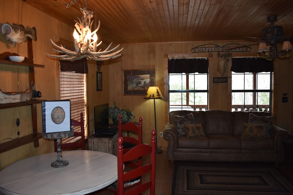 Bear Creek Lodge Cabin Resort - photo 46