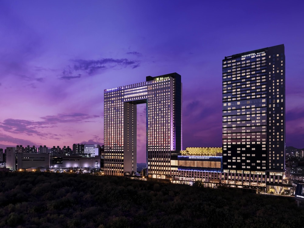 Grand Mercure Ambassador Hotel and Residences Seoul Yongsan in Seoul, South Korea