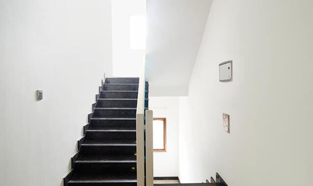 Fabexpress Paroza Suites — Calangute — photo 2