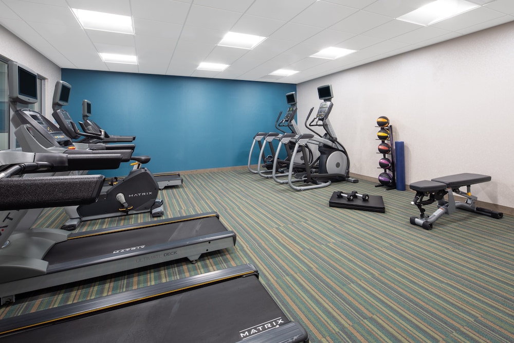 Holiday Inn Express & Suites Chico by IHG - photo 22