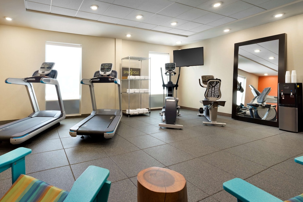 Home2 Suites by Hilton Roanoke VA - photo 28
