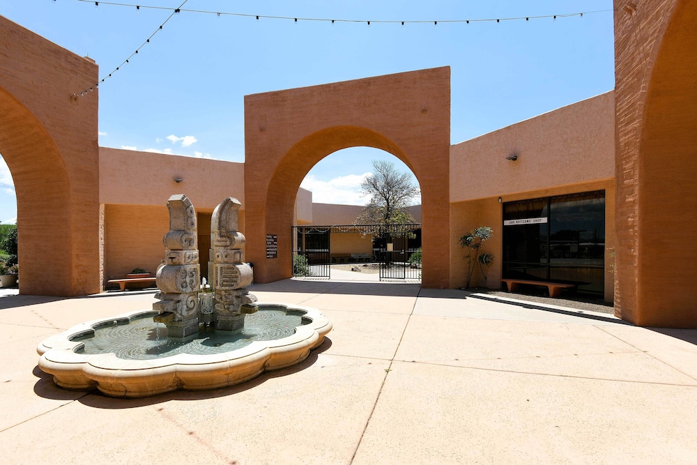 Green Valley Townhome w Resort Amenities - photo 18