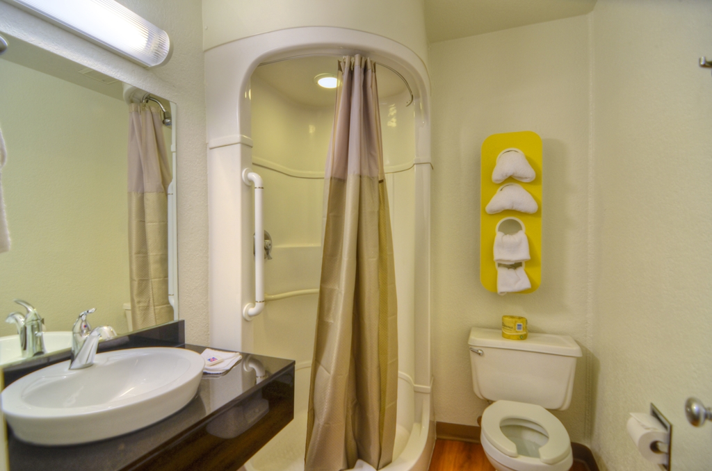Motel 6 Palm Springs CA East Palm Canyon - photo 44