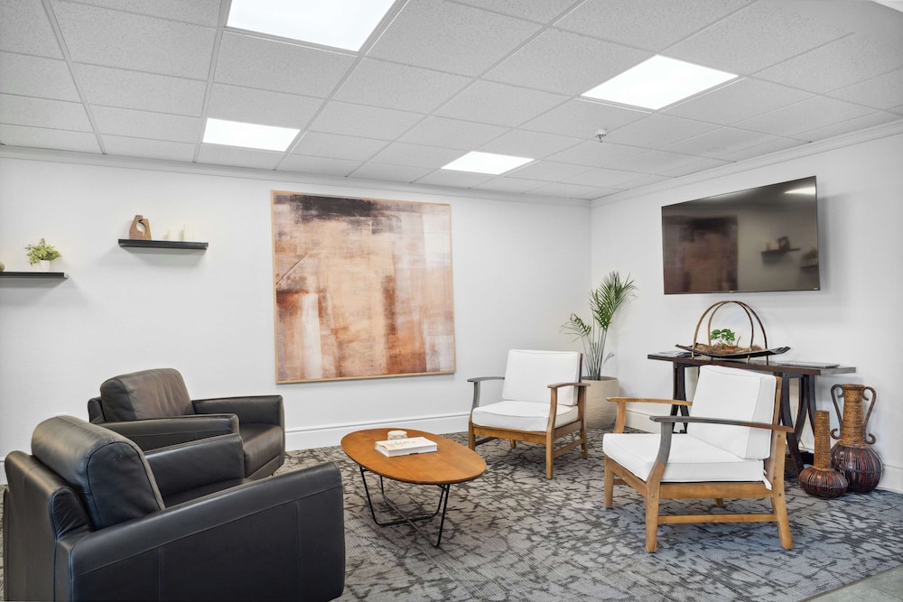 Sonesta Essential Vacaville Napa Valley - photo 5