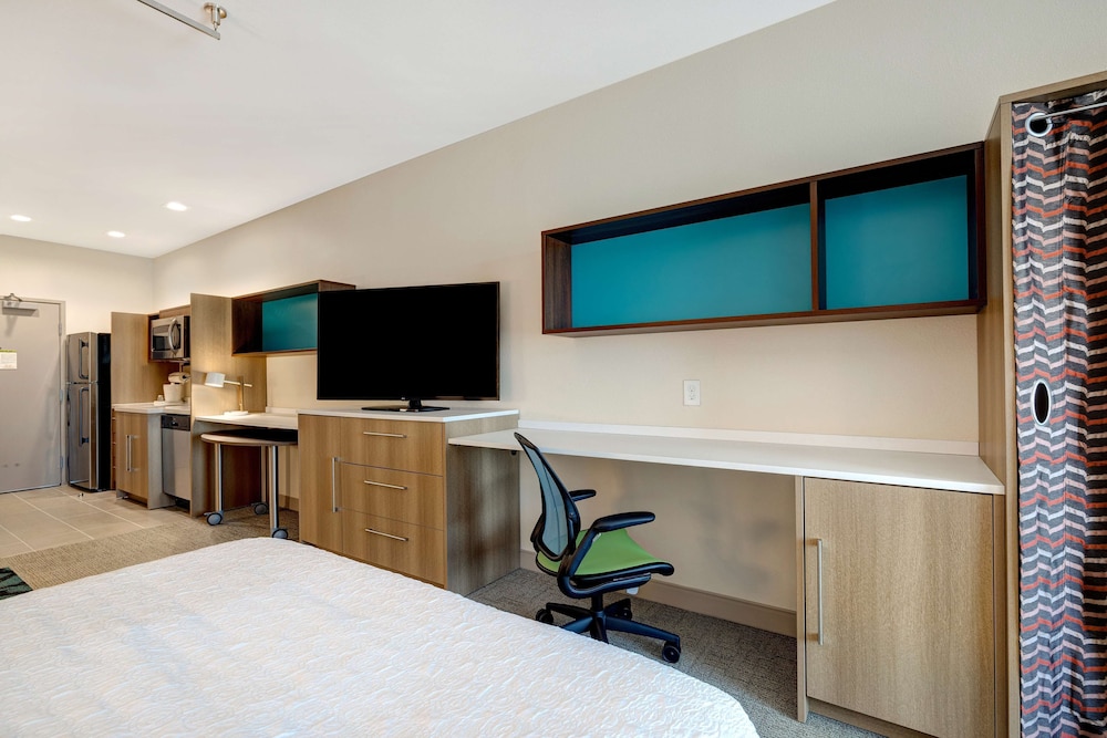 Home2 Suites by Hilton Galveston - photo 23