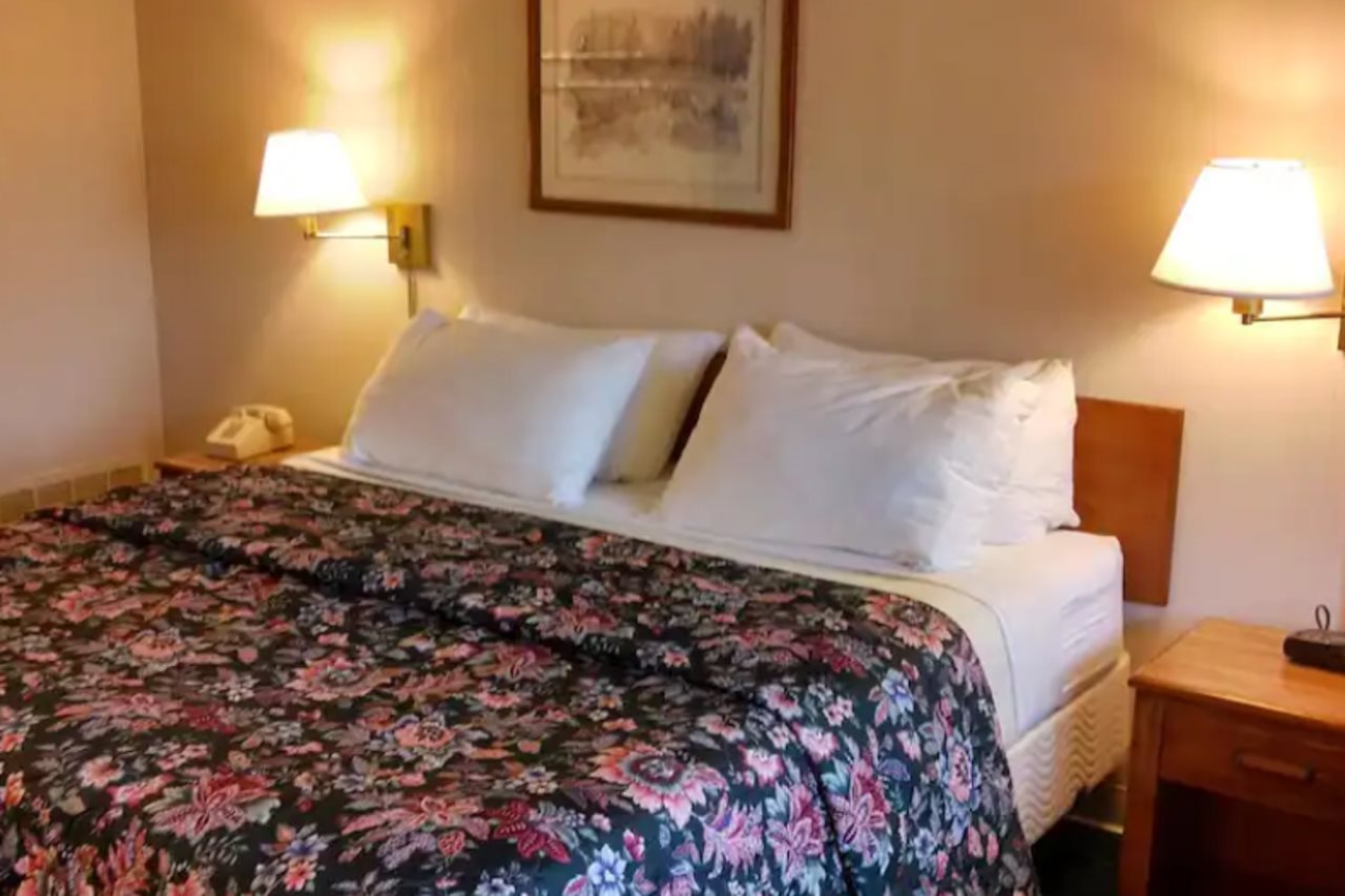 Americas Best Value Inn Marion NC - photo 8