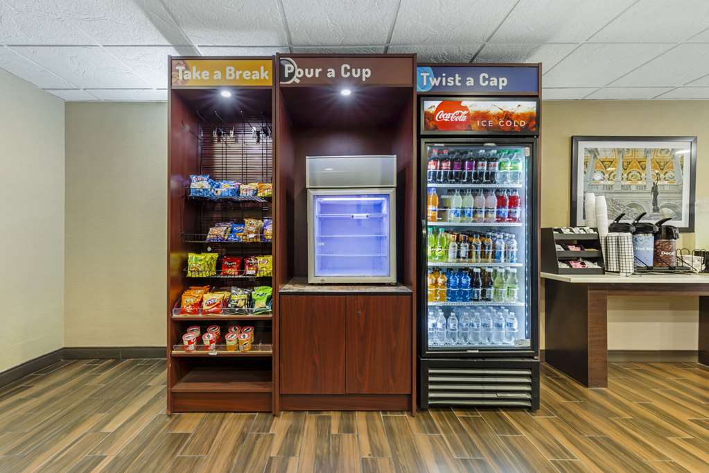 Comfort Inn Herndon Reston - photo 34