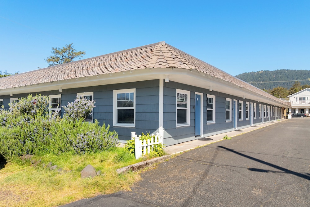 Spindrift Inn — hotel in Astoria
