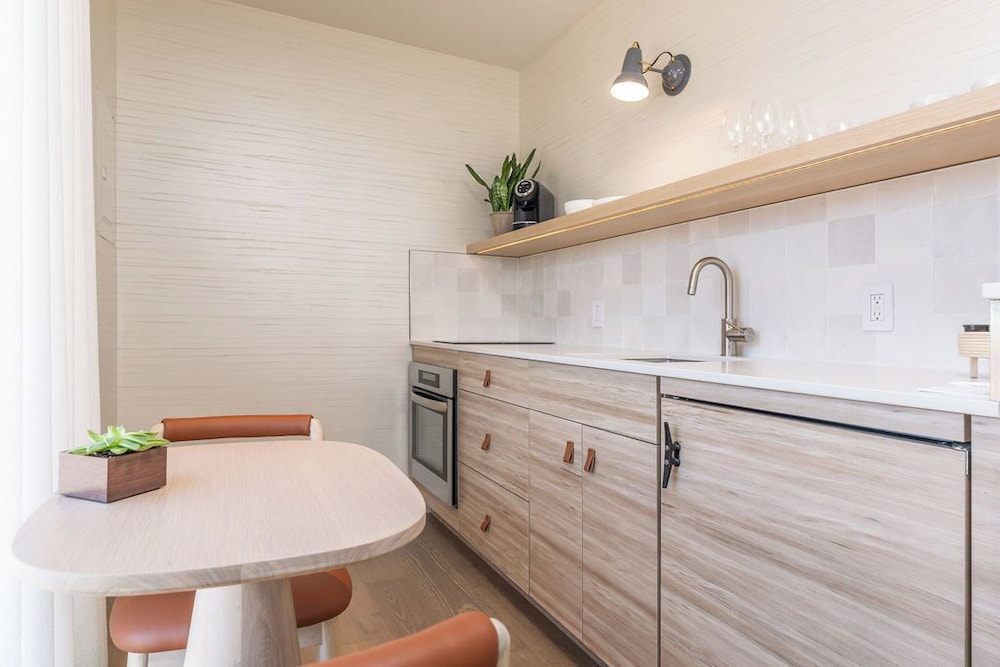 The Shoals Suites and Slips - photo 13