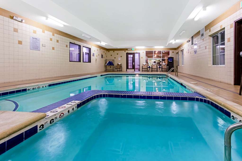 La Quinta Inn & Suites by Wyndham Denver Gateway Park - photo 14