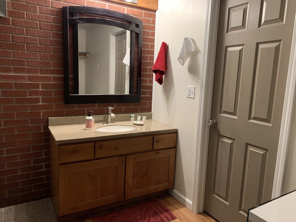 Kingston East - photo 85
