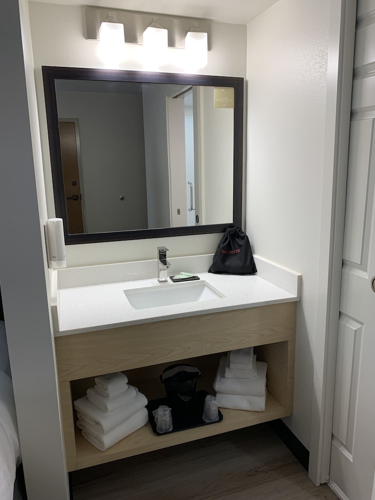 Sleep Inn Staunton - photo 13