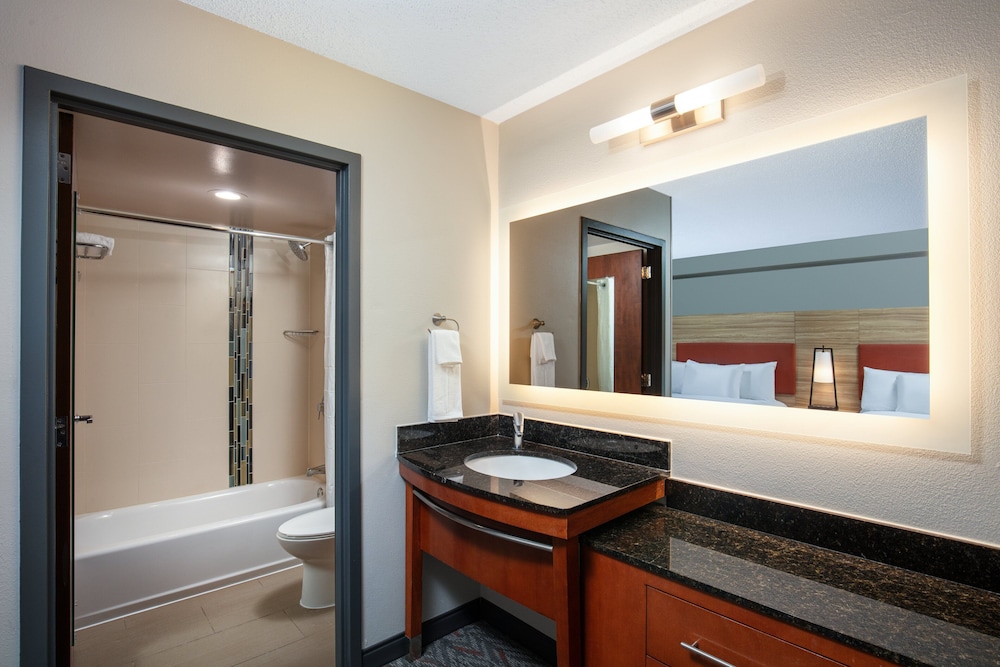Candlewood Suites Birmingham Inverness - photo 18