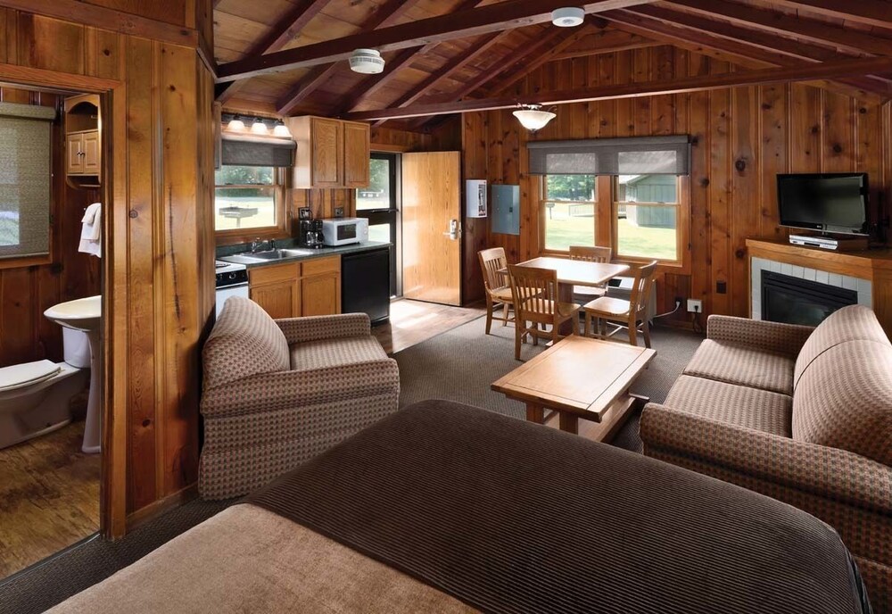 Hueston Woods Lodge & Conference Center - photo 11