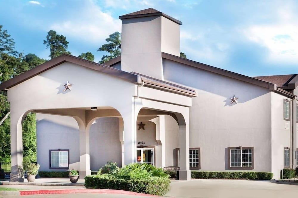 Hotel Piney Woods - last minute hotel in Huntsville