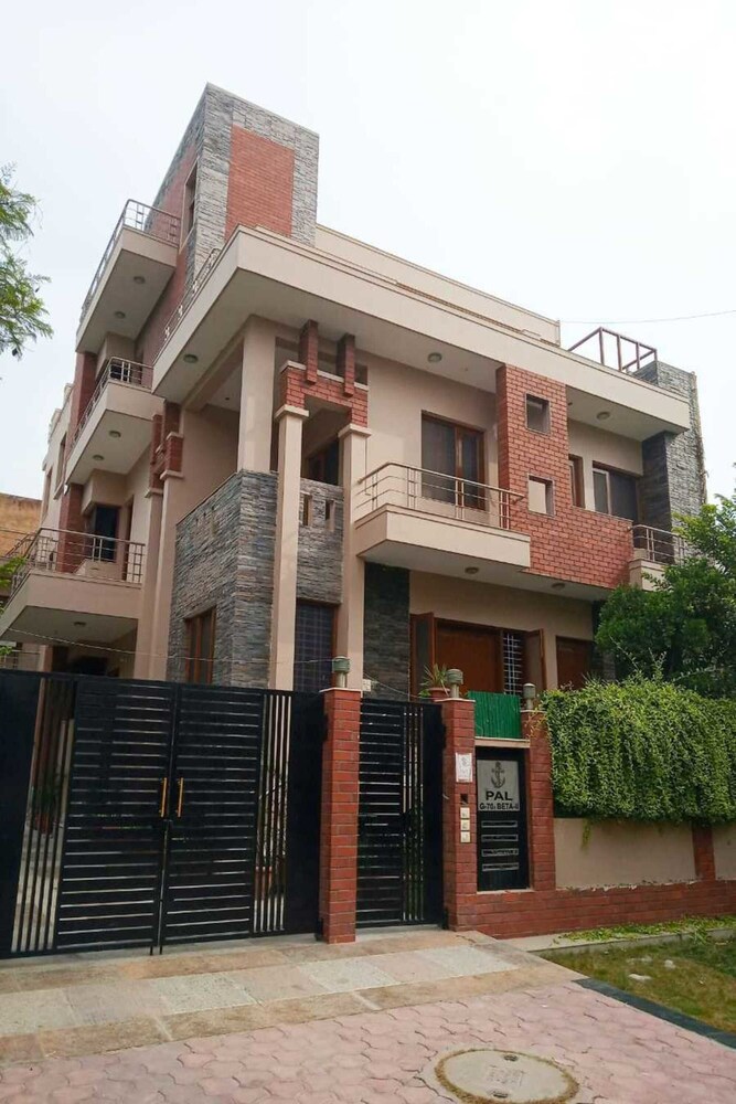 J P Residency in Greater Noida, India