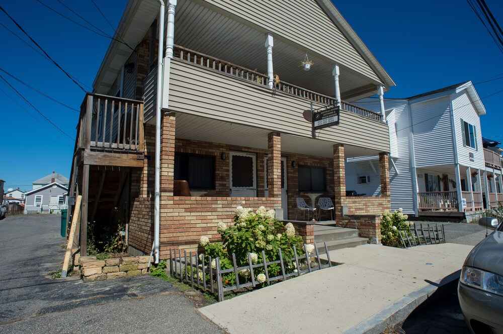 Nautical Motel and Suites - photo 28
