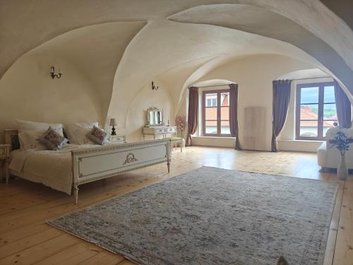 Residence Spillenberg Honeymoon Suite Svadobna cesta — 4-Star Luxury Hotel in Levoca, Slovakia