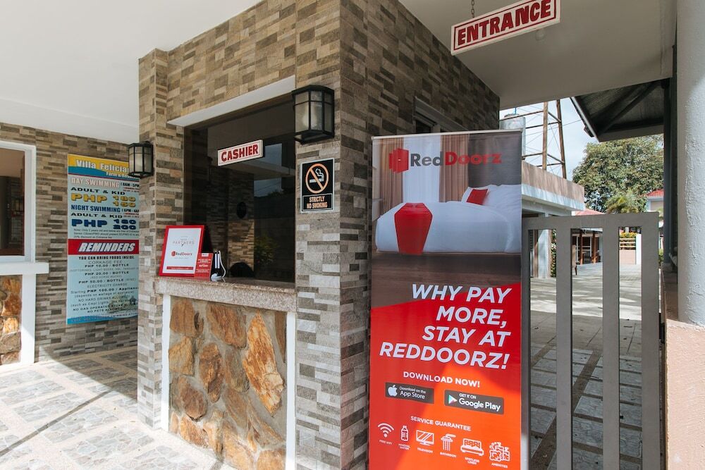 Reddoorz Premium Trece Indang Road — Indang
