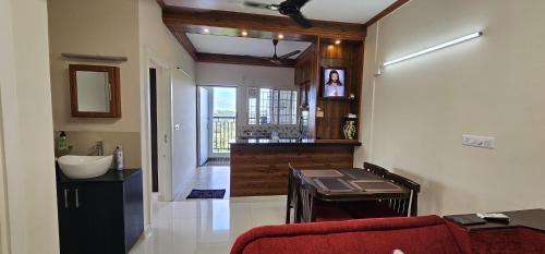 LausDeo2 self checkin 2BHK corner flat top floor — 4-Star Luxury Hotel in Thiruvananthapuram, India