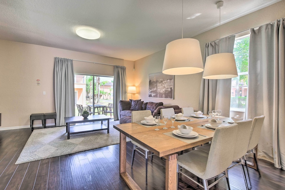Cozy Resort Townhome w Gas Grill 3 Mi to Disney - photo 28