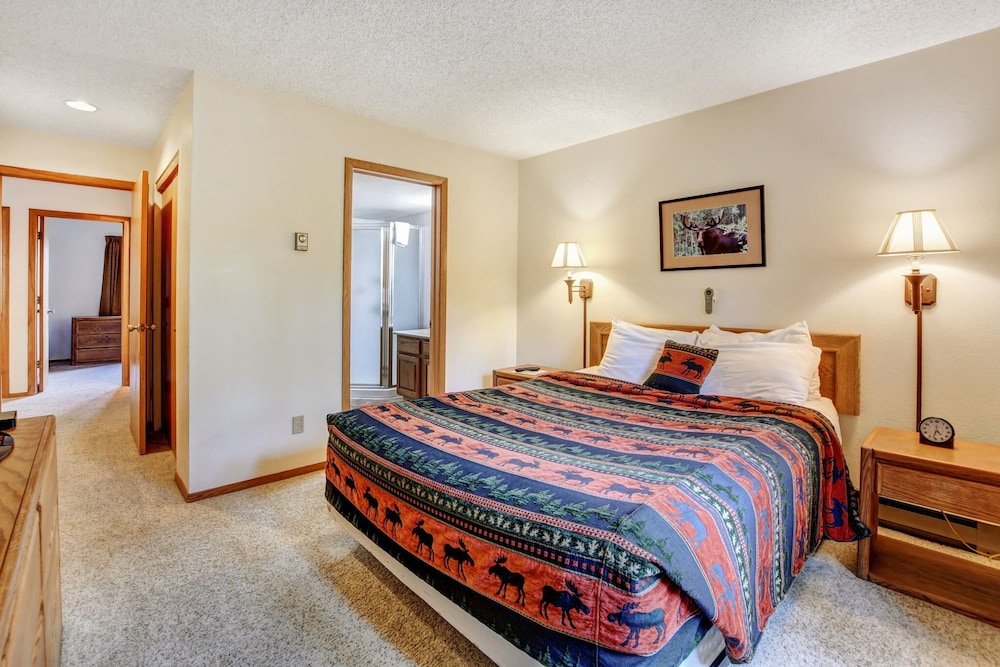 Indian Peaks Resort - photo 12