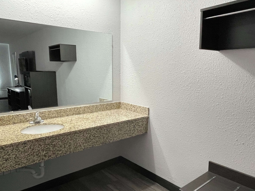 Motel 6 West Columbia SC Airport - photo 12