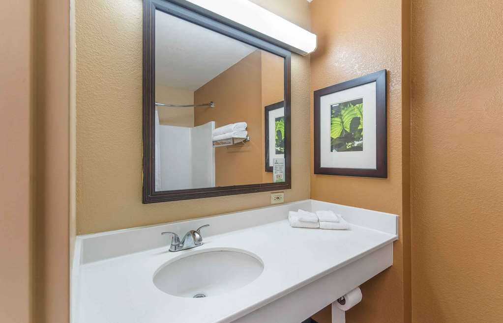 Extended Stay America Suites Memphis Germantown West - photo 30