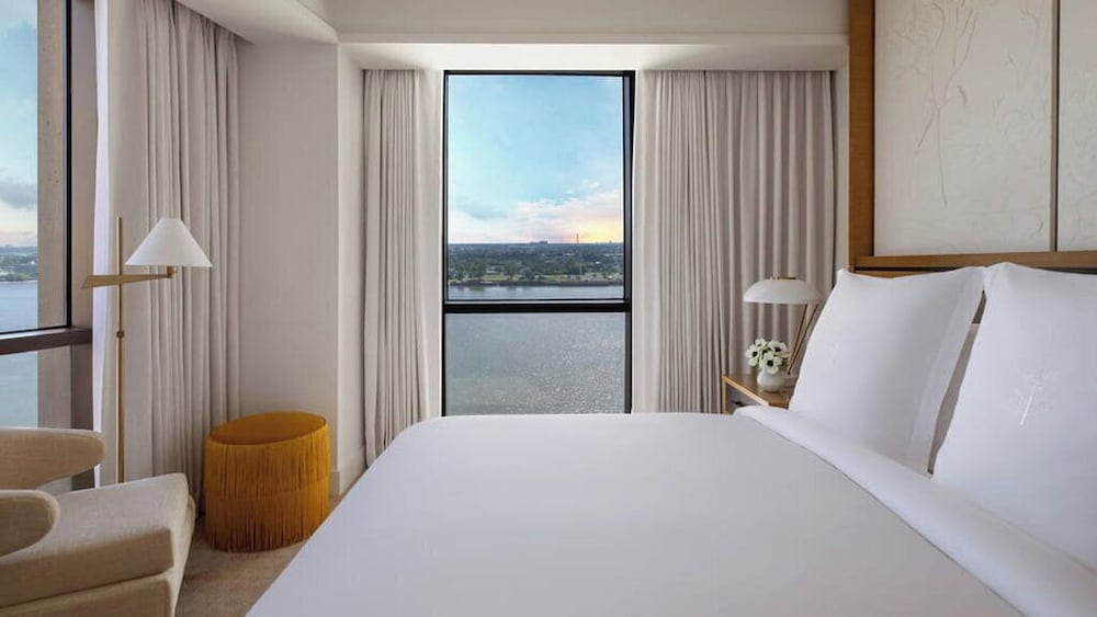 Four Seasons Hotel New Orleans - photo 26