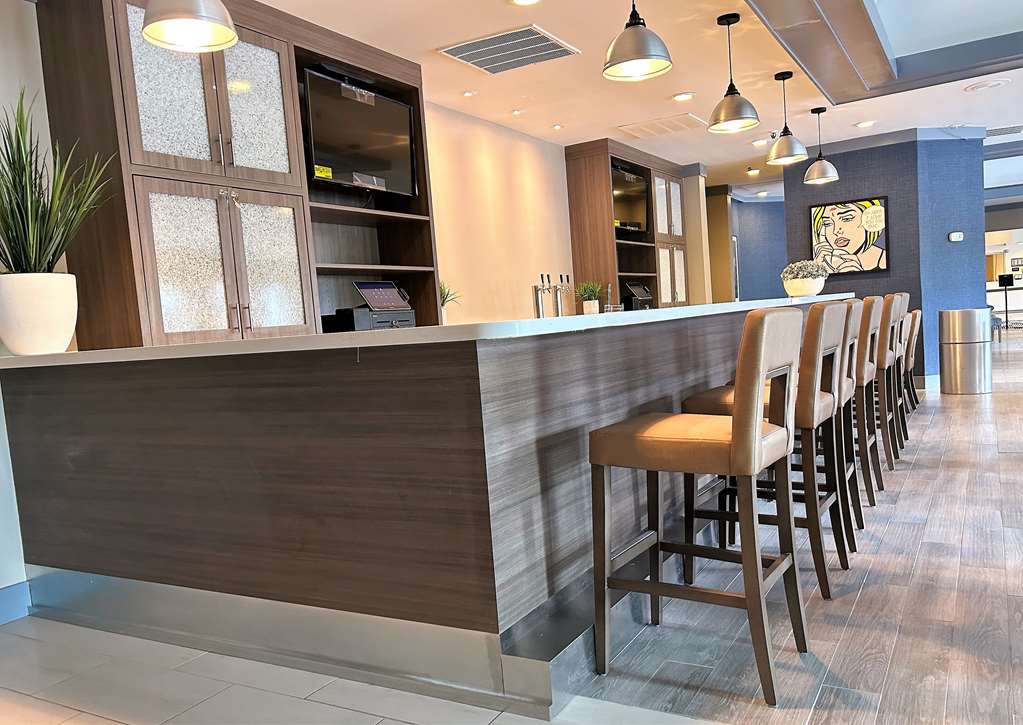 Best Western Premier Rockville Hotel & Suites - photo 35