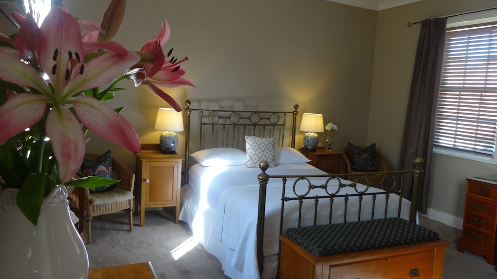 The Globe Inn — 4-Star Luxury Hotel in Yass, Australia