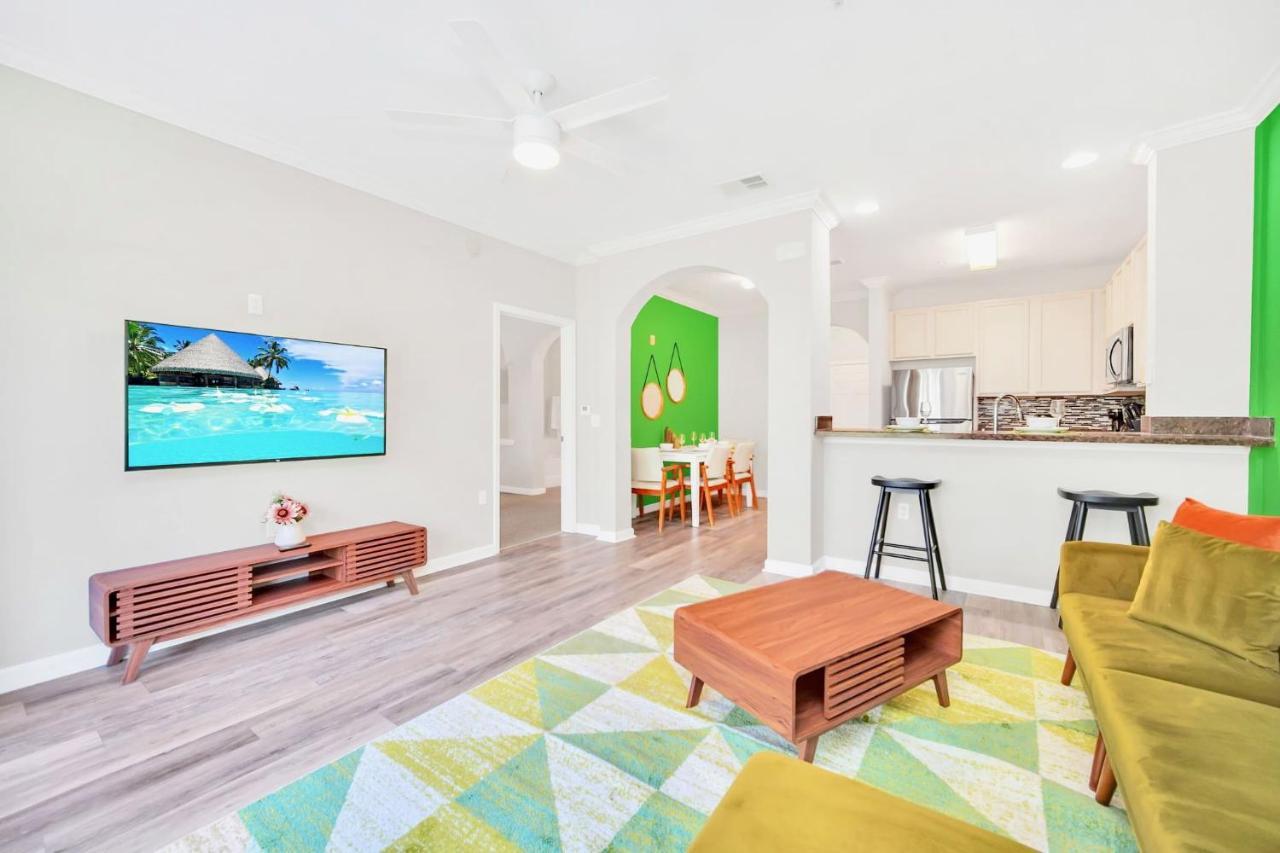 3BR Condo with Pool Close to Disney — 4-Star Luxury Hotel in Orlando, United States