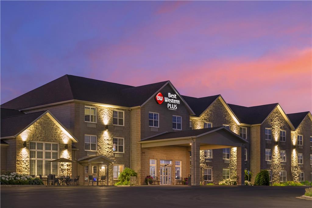 Best Western Plus Woodstock Hotel & Conference Centre in Woodstock, Canada