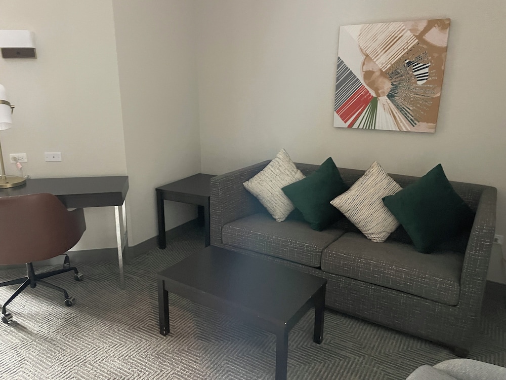 Holiday Inn Chicago Northwest Elgin by IHG - photo 17