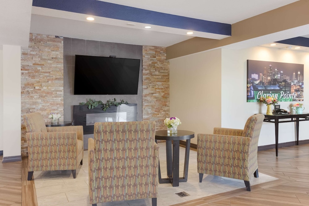 Clarion Pointe Independence Kansas City - photo 29