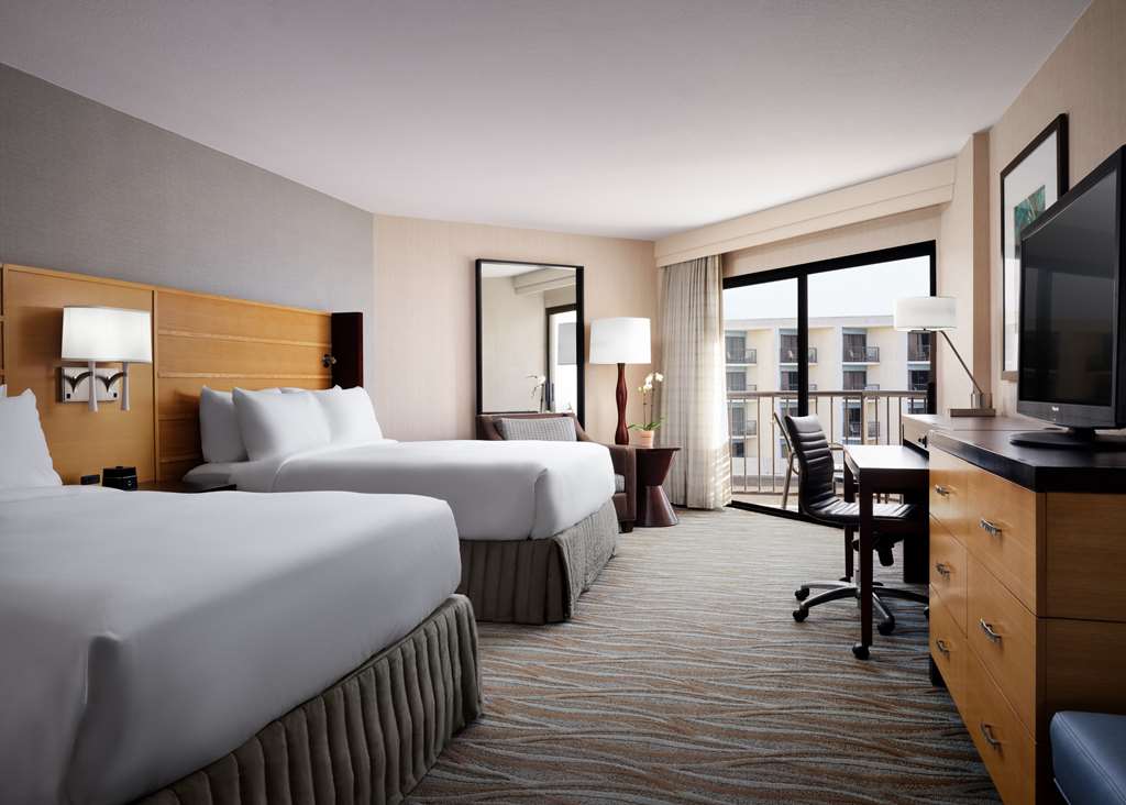 Sonesta Redondo Beach & Marina - photo 20