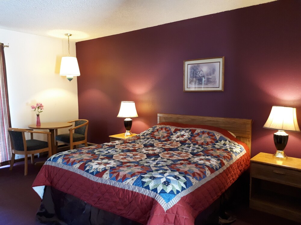 Colwell Inn - photo 6