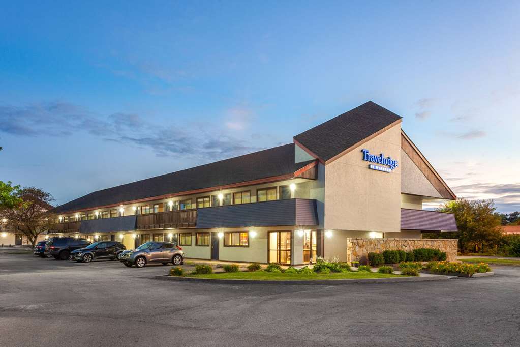 Travelodge by Wyndham Peoria - photo 7