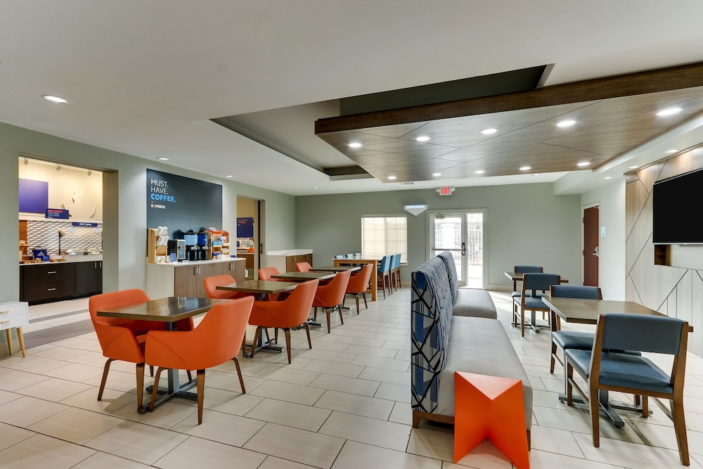 Holiday Inn Express & Suites Ardmore by IHG - photo 51