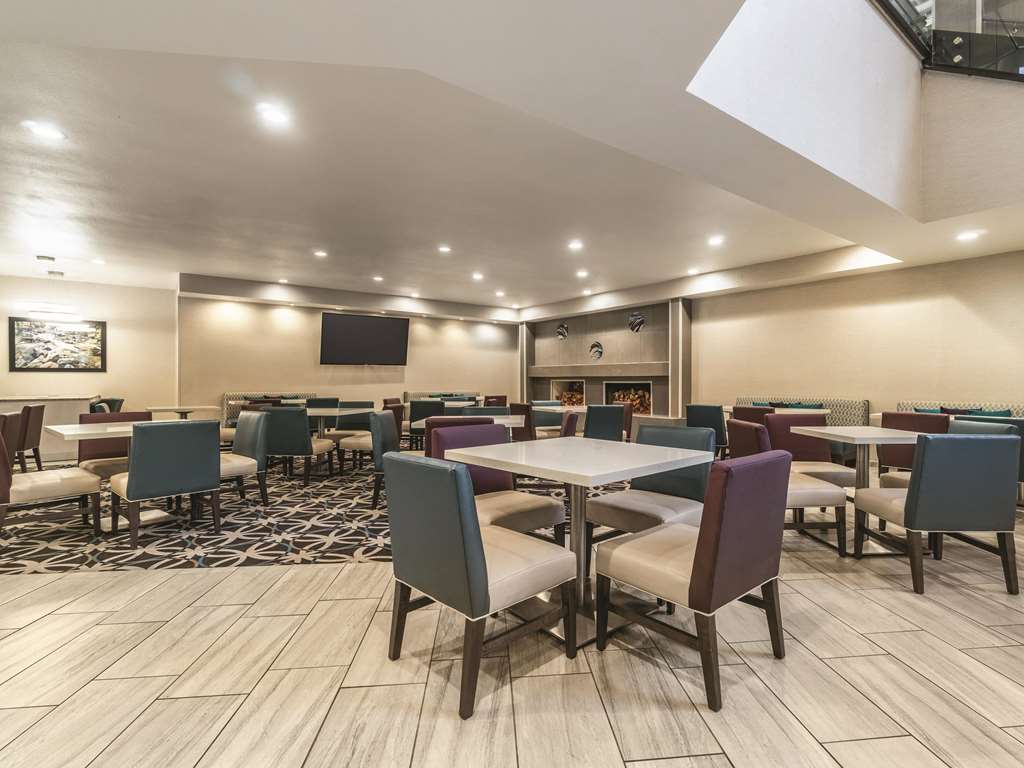La Quinta Inn & Suites by Wyndham Glenwood Springs - photo 49