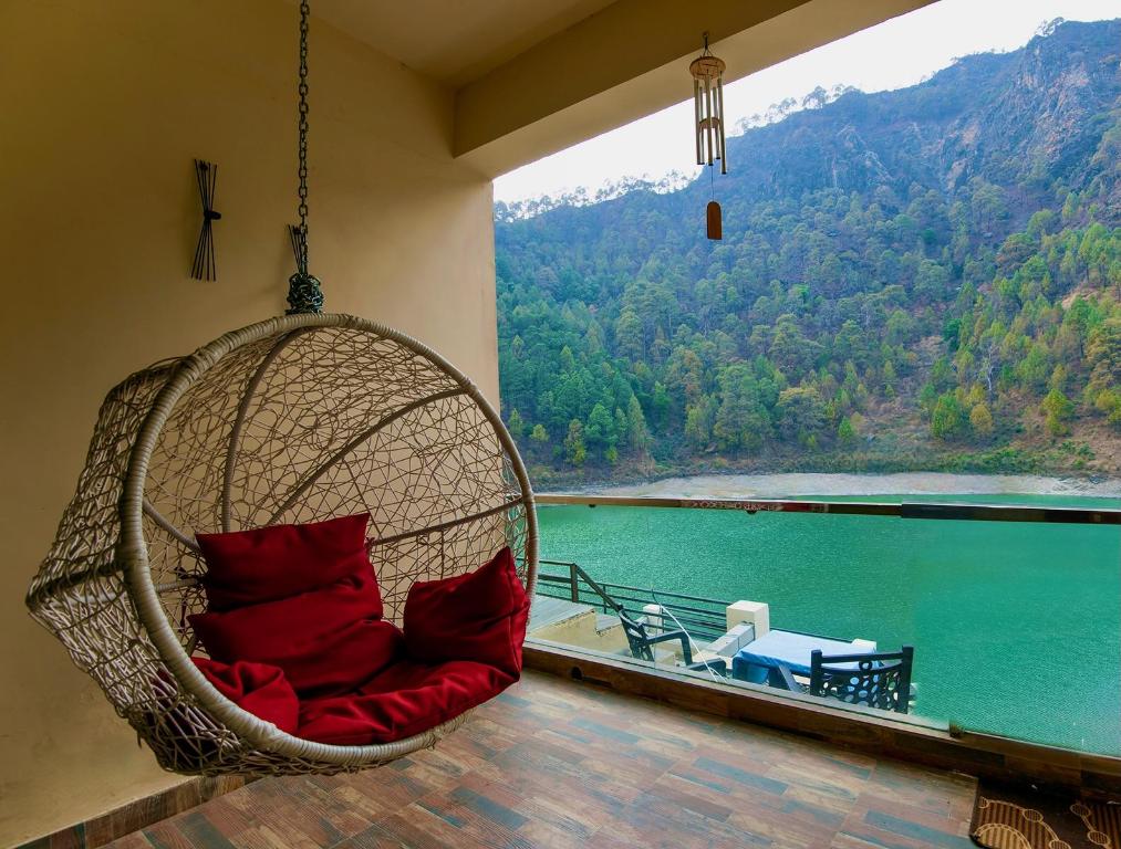 Allure Lakefront in Naini Tal, India