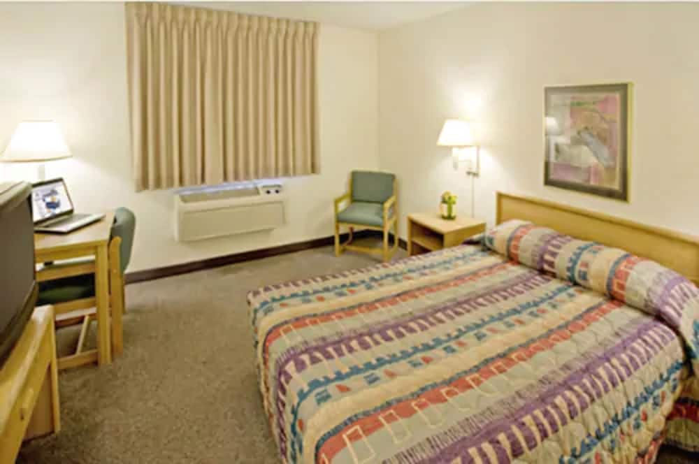 Days Inn by Wyndham Atlantic - photo 11