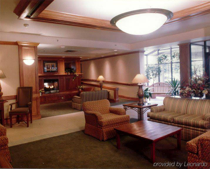 Ramada Indianapolis - photo 10