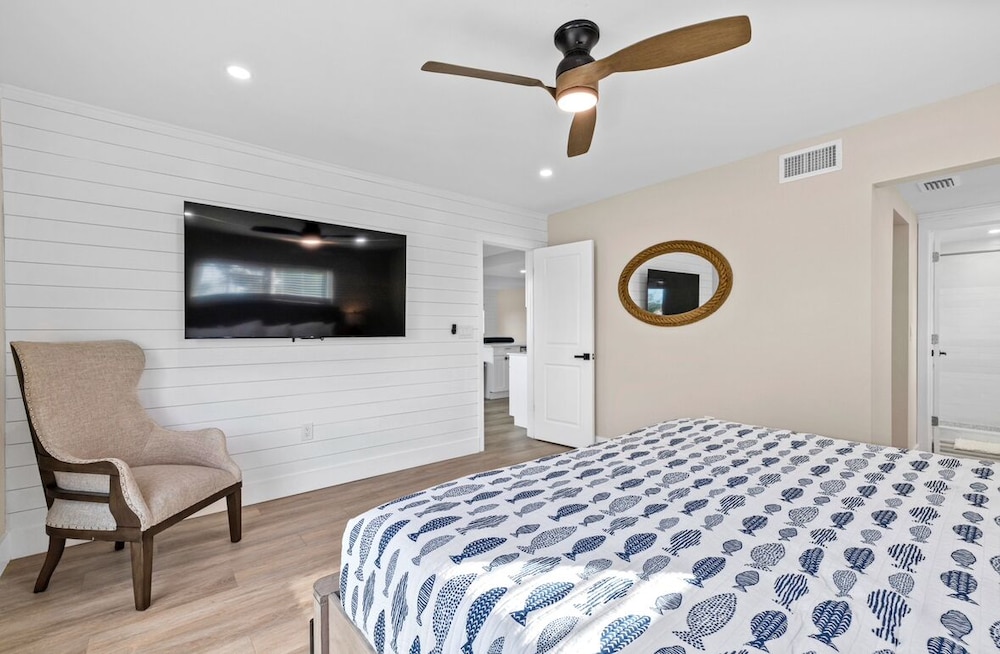 Chadwick Cove Resort & Marina - photo 8