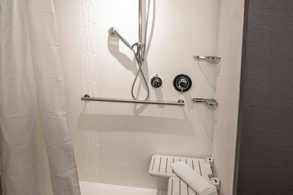 Courtyard by Marriott Rochester Downtown - photo 12