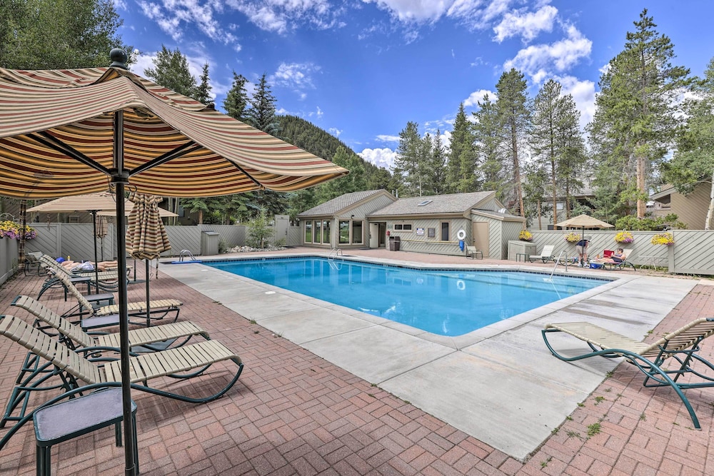 Ski Retreat: Keystone Resort Condo w Heated Pool - photo 2