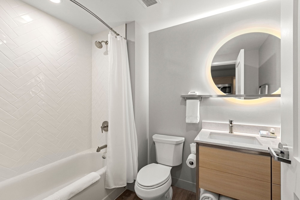 TownePlace Suites by Marriott Cape Canaveral Cocoa Beach - photo 40