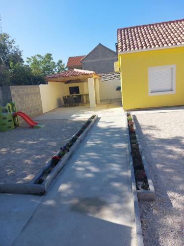 Ferienhaus Karlo in Pridraga, Croatia